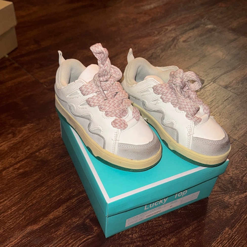 Kids sneaker-Lucky Top